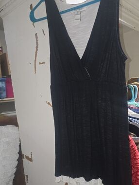White house black market XS black  tank